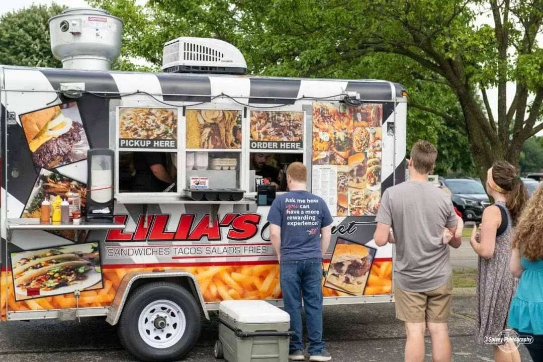 Lilia's Outside Cafe